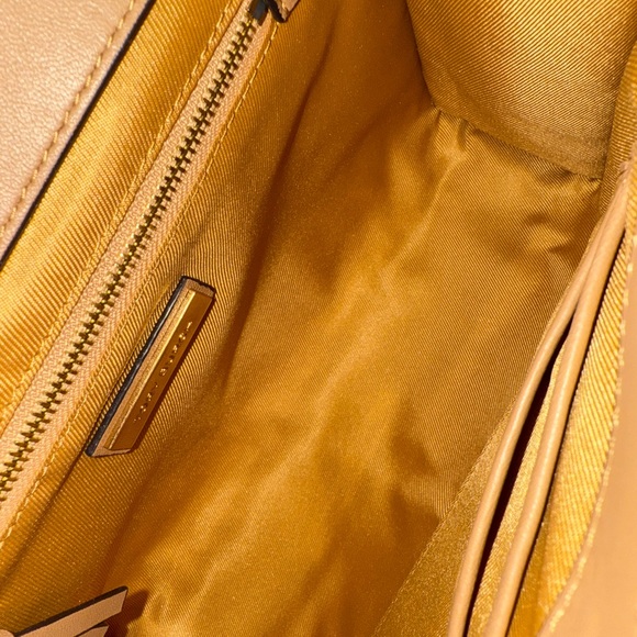 Tory Burch Fleming Multi color Shoulder Bag - Picture 7 of 8